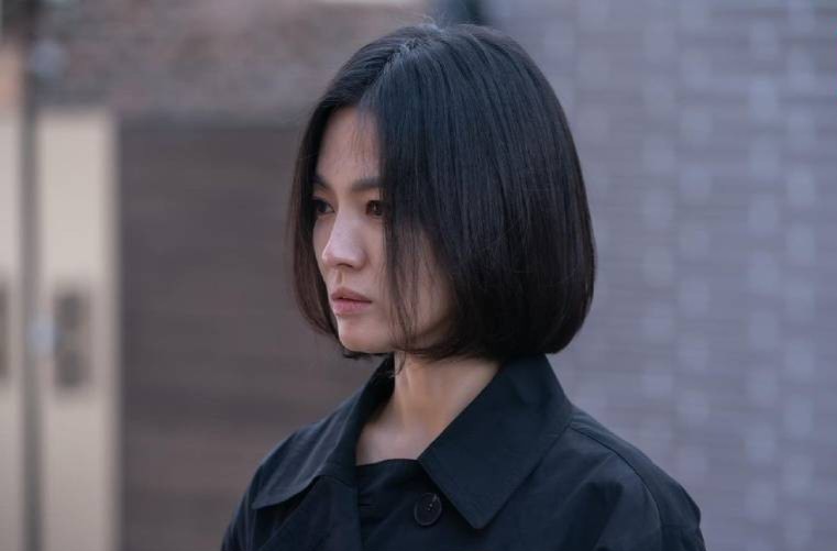 Song Hye-kyo as Moon Dong-eun in The Glory